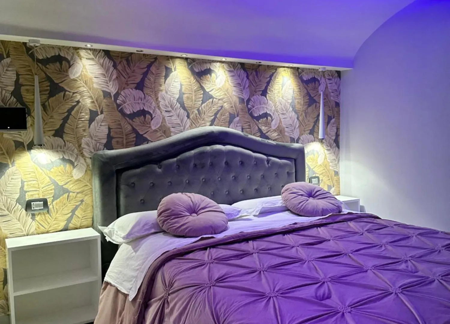 Apartment B&B Peppino De Filippo Naples Italy